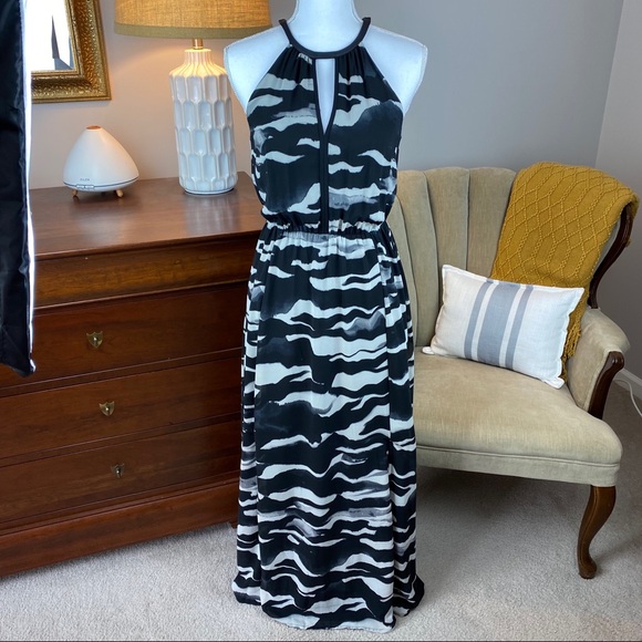 H&M Dresses & Skirts - H&M CAMO MAXI DRESS